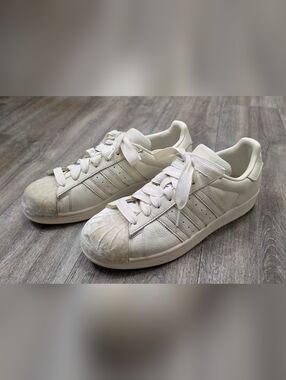 Adidas Originals Superstar Sneaker With Velvet Shell Toe-Size 9.5